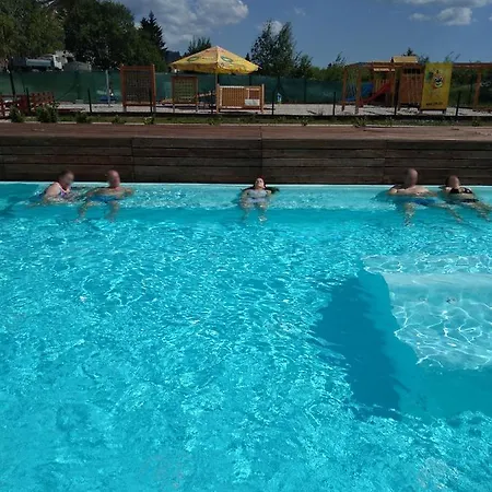Relax U Lipna - D112 דירה